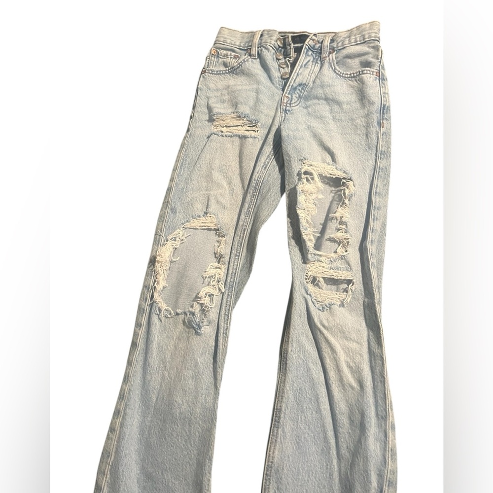 Aeropostale | 90’s Baggy | Size 000 but fits up to a 4 | Light wash